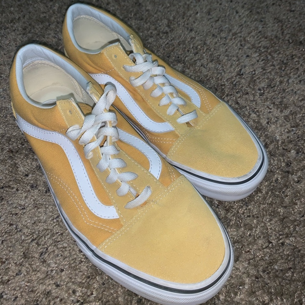 WOMENS YELLOW VANS!